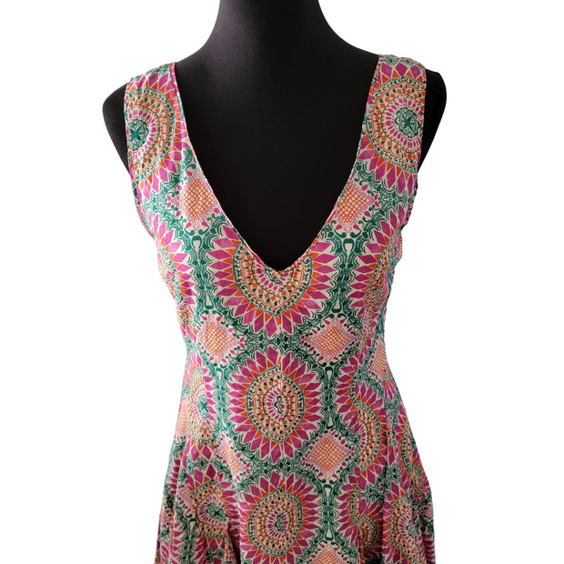 Anthropologie HD in Paris South Island Mini Dress in Multi-Colored Floral Print. Size 8