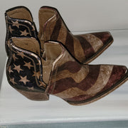 NWOT Patriotic Distressed Leather Flag Ankle Boots Size 7 B RARE Western Shoes