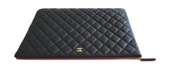 chanel black purse quilted large