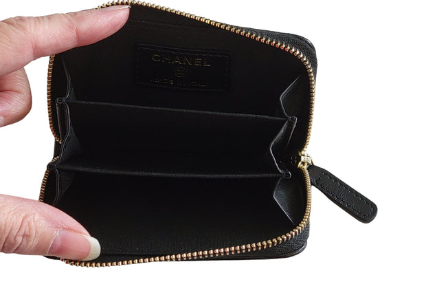 Chanel Metallic Golden/Beige Classic Zipped Coin Purse – THE CLOSET