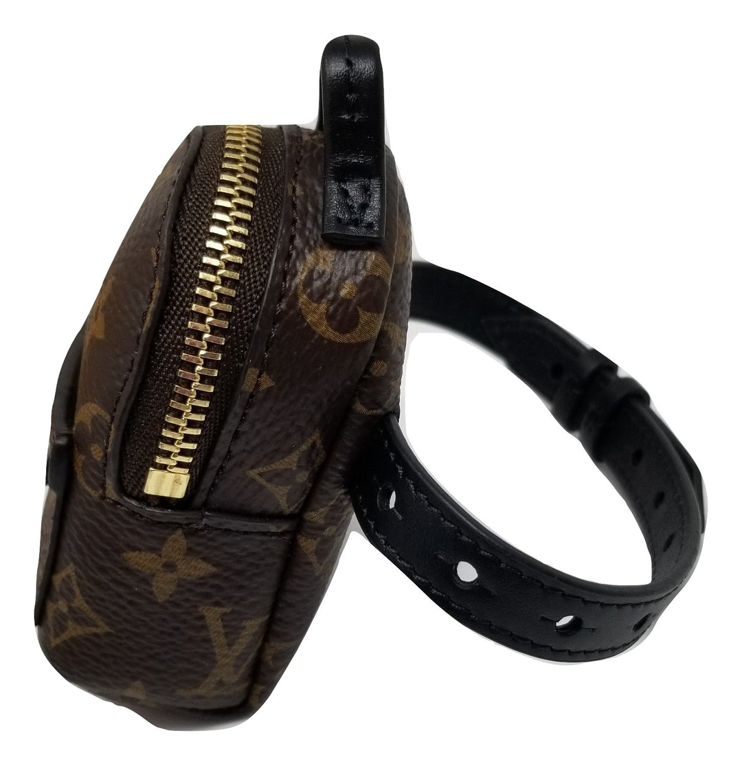 louis vuitton backpack bracelet Louis Vuitton Palm Springs Party Bracelet Mini Backpack Monogram Canva –  parisdiva.com