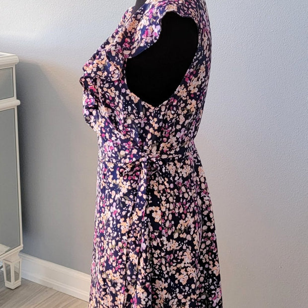 NWT Sanctuary Floral Johanna Wrap Dress Size Medium
