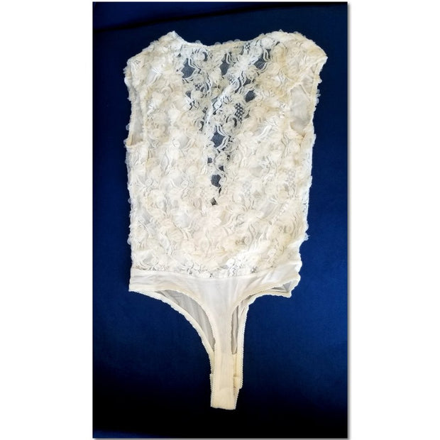 Free People Intimately Rosebud Floral 3D Bodysuit Size X-Small NWOT Wedding