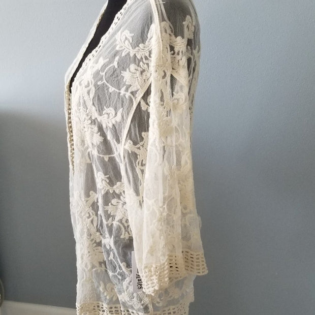 Room Mates Embroidery Lace Lingerie Beach Coverup Size M NWT
