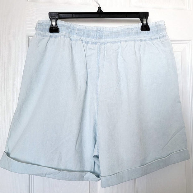 NWT SPLENDID Washed Denim Cotton Pull On Jean Shorts Size M