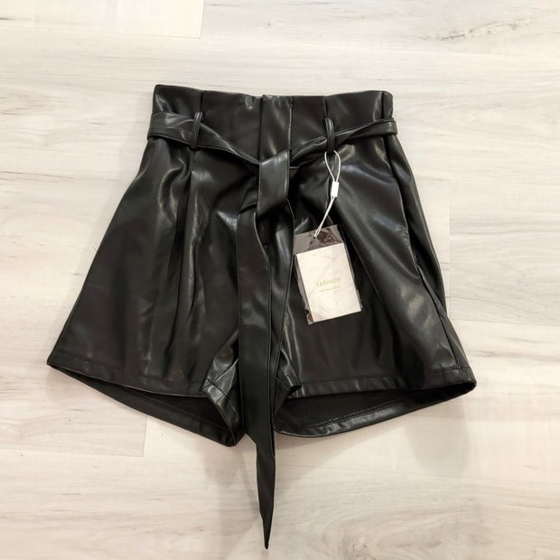 NWT Black Belted High Waisted Leather Shorts Fashion Summer Size Small