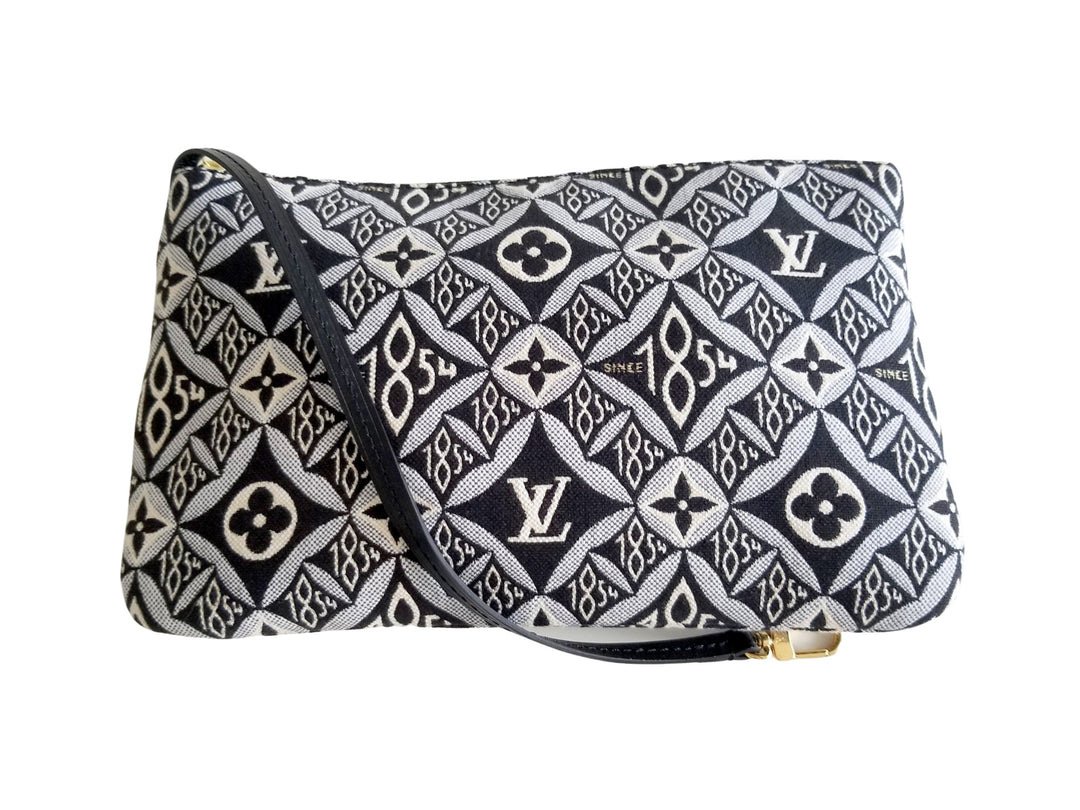 Louis Vuitton Neverfull Pochette Mm Since 1854 Rare Monogram Pouch Wri –  parisdiva.com